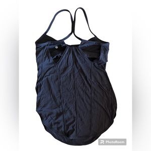 Lululemon roll out tank size 6